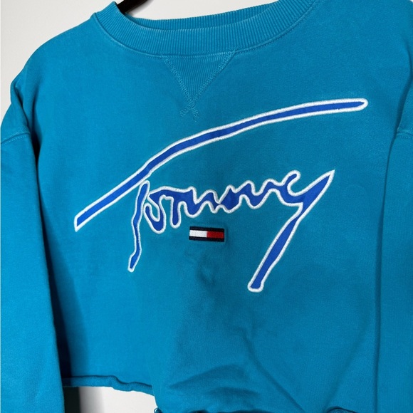 Tommy Jeans Blue cropped pull over - Picture 2 of 9